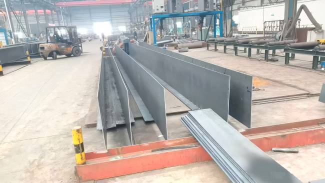 網架高空滑移法：開啟建筑施工新境界！