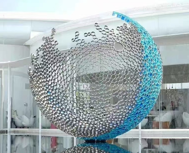 Sculpture products